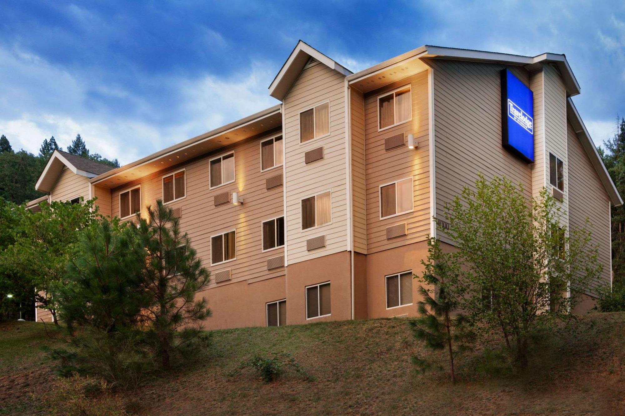 Travelodge By Wyndham Dunsmuir Exterior foto